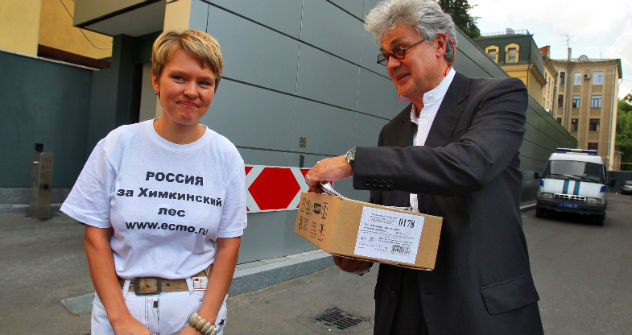 Die Umweltschützerin Elena Tschirikova freut sich über die Entscheidung der EBRD. Foto: Kommersant
